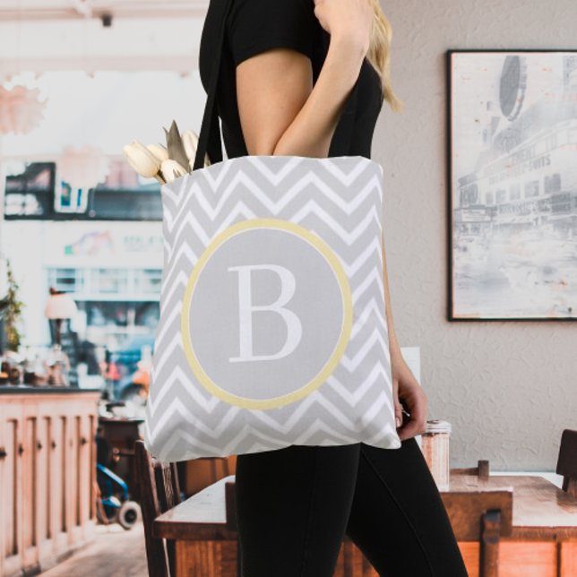 Bolsa Tote Saco de Tota do Monograma Amarelo (Yellow Chevron Monogram Tote Bag)