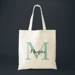 Bolsa Tote Saco Monograma Inicial, Verde Mint e Preto<br><div class="desc">Um saco de tote de excelente para quase qualquer um! Este saco tem um grande nome inicial e um nome de solteiro. Adicione suas informações no formulário de modelo. Use o recurso Personalizar para alterar a cor, o estilo, o tamanho ou a posição da fonte.</div>