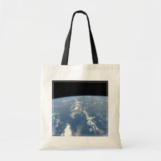 Bolsa Tote Saharan Dust soprando Westward No Atlântico.