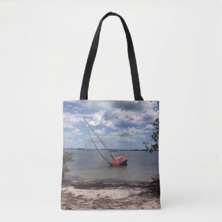 Bolsa Tote Sailboat Aground