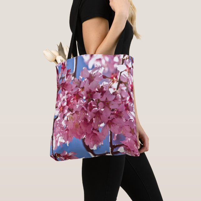 Bolsa Tote Sakura Flores de Cerejeira Estrelas Vermelhas (Close Up)