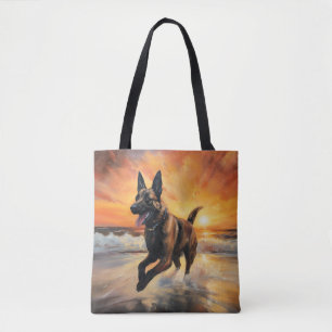 Bolsa Tote Sandy Paws Cachorro Malinois Belga em Beach Sunset