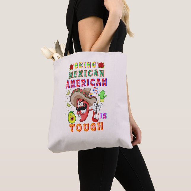 Bolsa Tote Ser Mexicano-Americano É Difícil (Close Up)