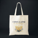 Bolsa Tote Sexta-Feira Negra Comprando o Latke Tocar em Palav<br><div class="desc">"I Have a Latke to do Today" é uma sexta-feira negra divertida Comprando com uma pequena peça sobre as palavras de Chanucá. {Cute, certo?} A tipografia é um bloco moderno em azul marinho combinado com um script moderno em ouro. O gráfico é uma menorah aquosa com um buquê floral bonito...</div>