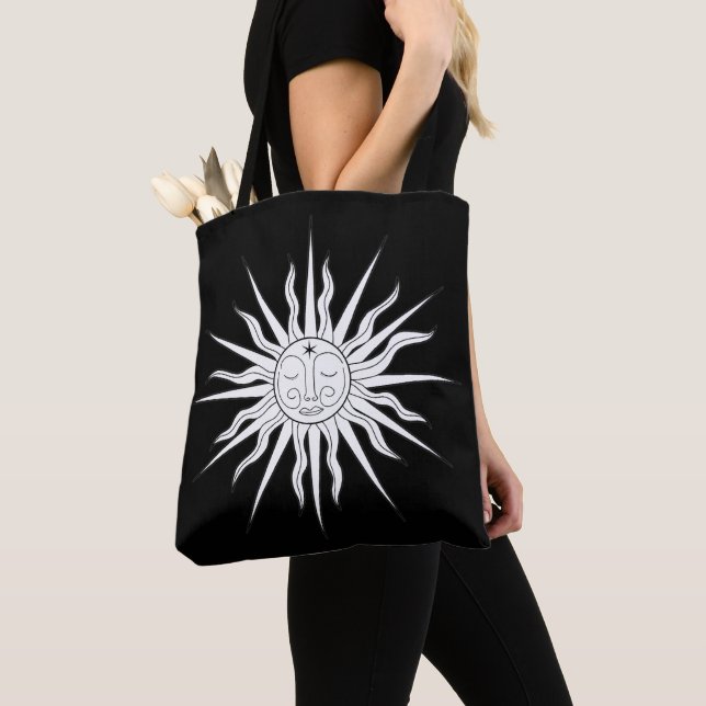 Bolsa Tote Sol Celestial Astrologia Caprichosa Preto e Branco (Close Up)