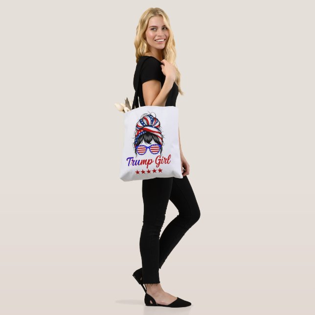 Bolsa Tote Sou uma Trump Girl, Messy Bun Election 2024 (No(a) Modelo)
