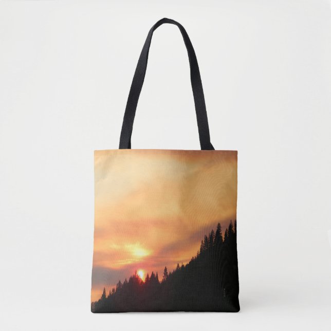 Bolsa Tote Sunset Suave sobre as montanhas... (Frente)