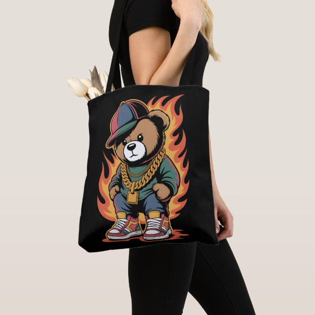 Bolsa Tote Teddy Bear in Hip-Hop Style with Gold Chains (Close Up)