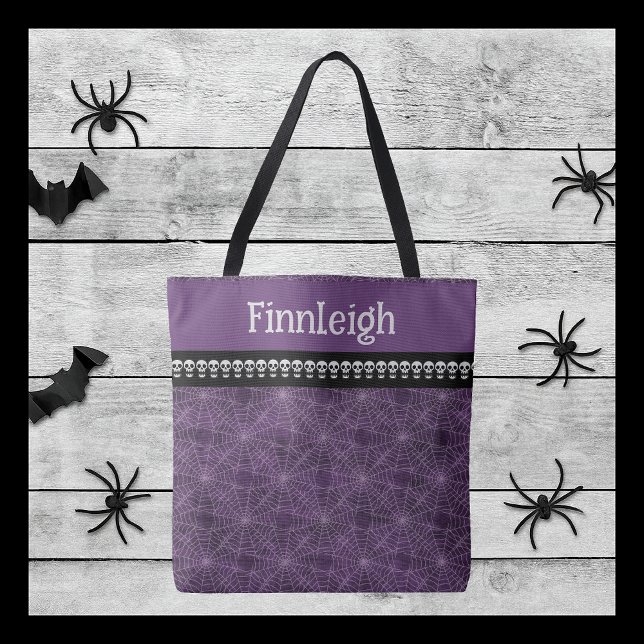 Bolsa Tote Teia de Aranha Roxa com Caveiras e Nome Personaliz (Criador carregado)