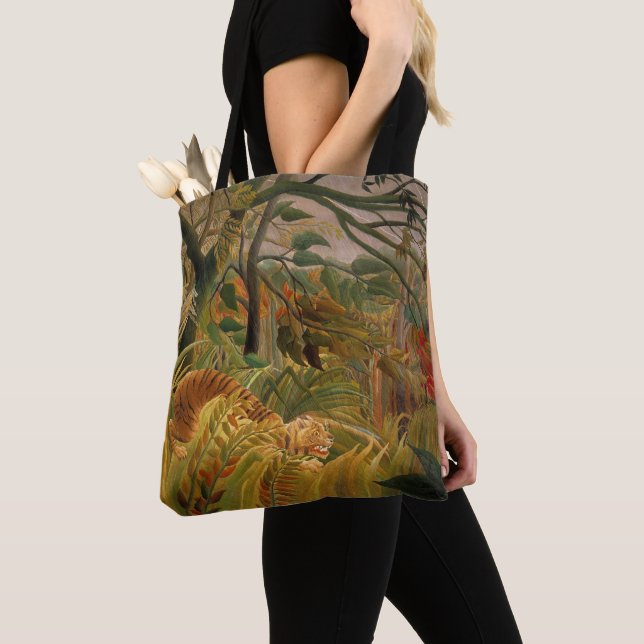 Bolsa Tote Tigre numa Tempestade Tropical de Henri Rousseau (Close Up)