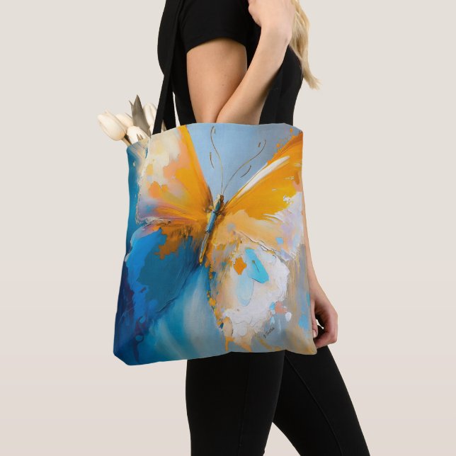 Bolsa Tote Tornando-se Luz – Borboleta Abstrata em Movimento (Close Up)
