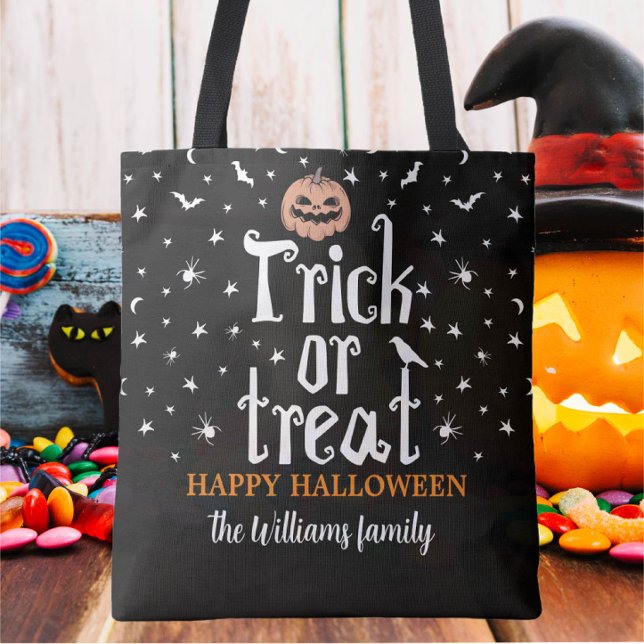 Bolsa Tote Trick ou Tratar doce de Halloween de nome personal (Criador carregado)