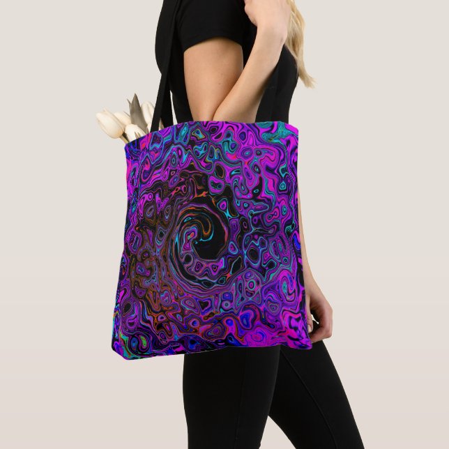 Bolsa Tote Trippy Black and Magenta Retro Liquid Swirl (Close Up)