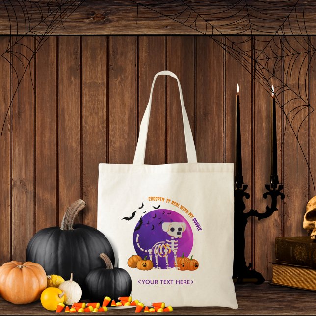 Bolsa Tote Truque de Doces do Halloween ou Trate a Banheira d (Trick or Treat OR show up to the Halloween party in style. Represent your favorite dog breed!!)