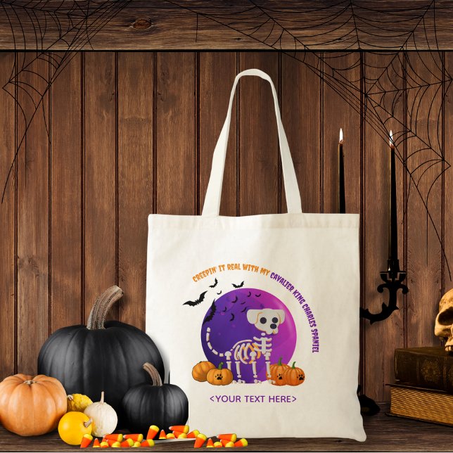 Bolsa Tote Truque de Halloween ou Trate o Saco de Tote de Doc (Trick or Treat OR show up to the Halloween party in style. Represent your favorite dog breed!!)