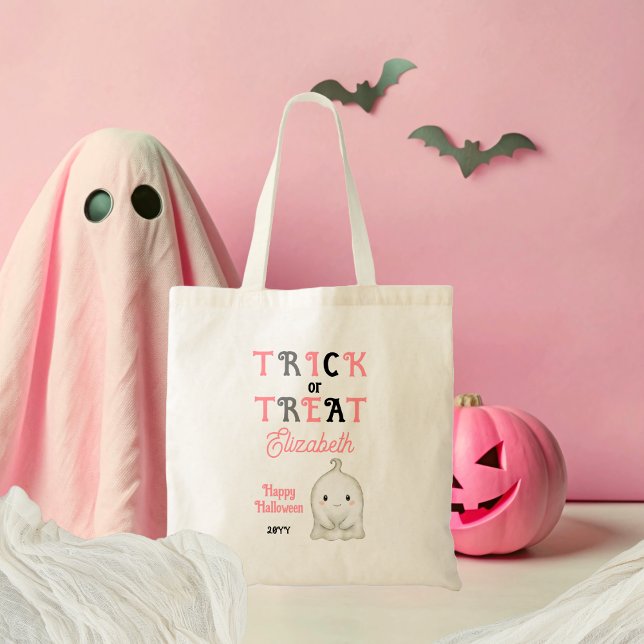 Bolsa Tote Truque Fantasma Bonito ou Tratar Halloween (Cute Rosy-Cheeked Ghost Pink, Black and Gray Trick or Treat Halloween Tote Bag)