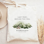 Bolsa Tote Última Trilha Antes Do Fim De Semana Da Bacheloret<br><div class="desc">Este design apresenta uma bela floresta aquática. Prepare-se para um fim de semana divertido nas montanhas com esta coleção!</div>