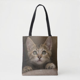 Bolsa Tote Um gatinho muito doce do gato malhado