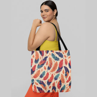 Bolsa Tote Um padrão uniforme de penas coloridas
