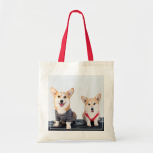 Bolsa Tote Um par de Corgis que sentam-se em um banco