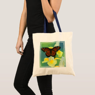 Bolsa Tote Uma Borboleta Vice-Rei em um Lírio Japonês Amarelo