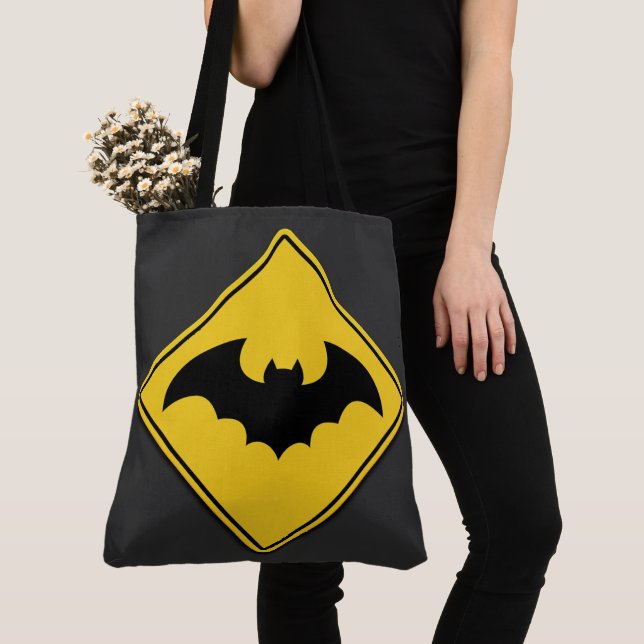 Bolsa Tote Vampiro Bat Wareen (Close Up)