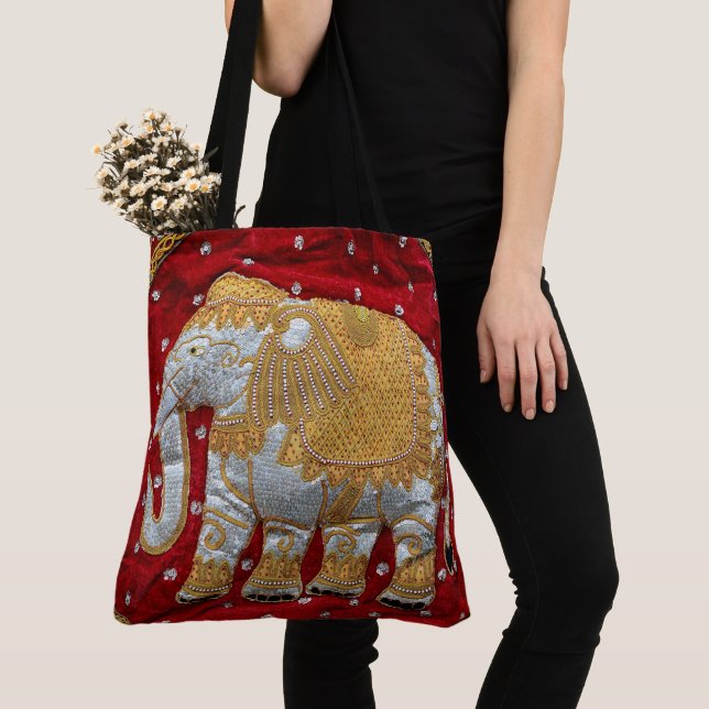 Bolsa Tote Vermelho Embellished e ouro do elefante indiano (Close Up)