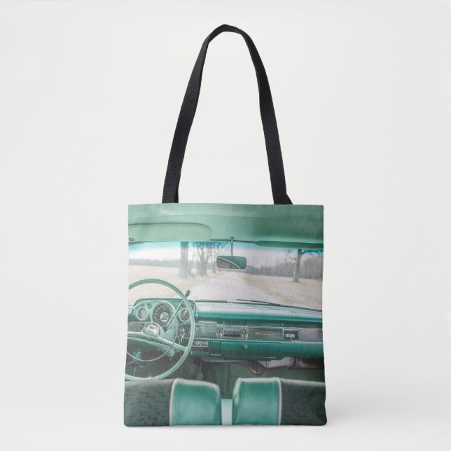 BOLSA TOTE VISTA INTERIOR DO VEÍCULO EM ESTRADA (Frente)
