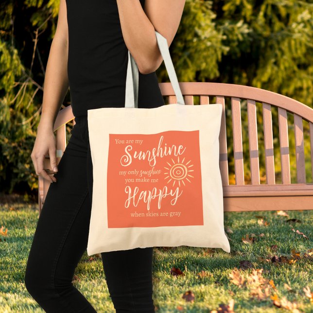 Bolsa Tote Você É Meu Sol Me Faz Feliz Pêssego Laranja (You Are My Sunshine You Make Me Happy Tote Bag in Salmon Orange with Yellow Sun & Modern Typography)