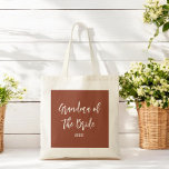 Bolsa Tote Vovó da noiva terracotta Brown Tote Bag<br><div class="desc">Vovó do Saco de Tote Bride em Terracotta Brown e White,  Boa para Casamentos,  Festa Bridal,  Janto de ensaio. Veja mais produtos com este design na coleção abaixo.</div>