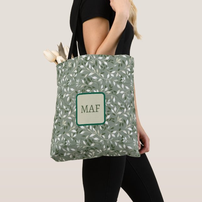Bolsa Tote Whimsical Boho Botanical Vines Monogram (Close Up)