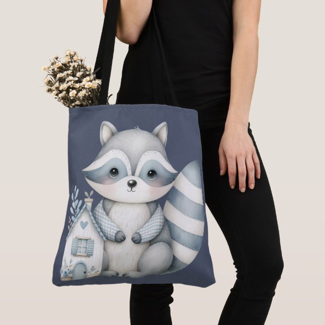 Bolsa Tote Whimsical Raccoon Night Woodland Cottage Scene (Close Up)