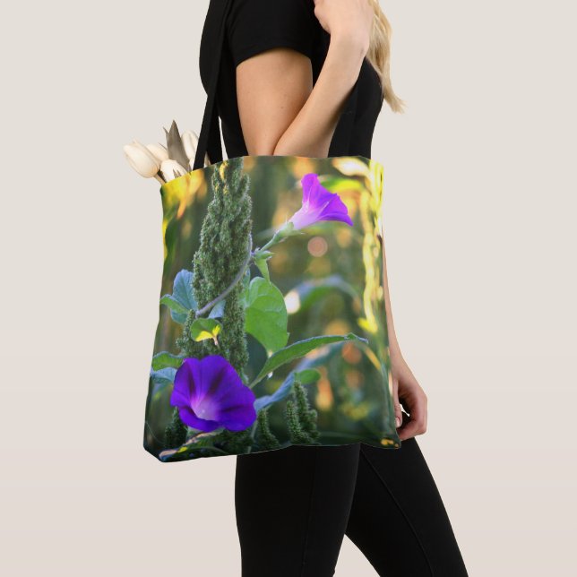 Bolsa Tote Wild Purple Morning Glory Flowers  (Close Up)