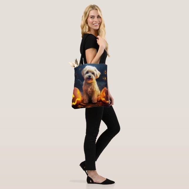 Bolsa Tote Yorkipoo do Halloween Com Pumpkins Assustado (No(a) Modelo)