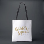 Bolsas de Festa Personalizada de Brida no Esquadrã<br><div class="desc">Sacos de tote de noiva personalizados com o gráfico "Esquadrão da Noiva" em um script de pincel de na moda. Personalize-o com sua data de casamento, hashtag de casamento, nomes ou outro texto personalizado. Impressão de seta de tendência no lado oposto. Presente perfeito para noiva, dama de honra e festa...</div>