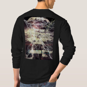 Bomba atômica camisa preta de manga longa atrás