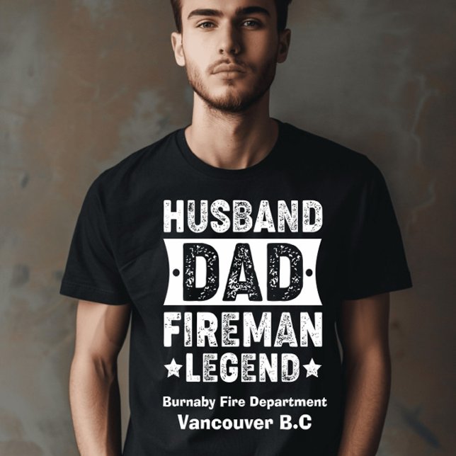 Bombeiro veste camisa de lenda (Criador carregado)