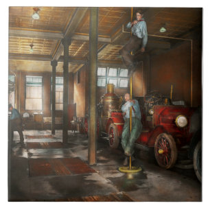 Bombeiros - Atendendo ao sino de incêndio 1922