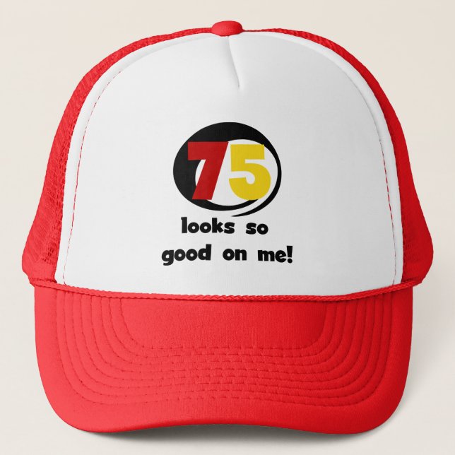 Boné 75 me parece tão bom com camisetas e presentes (Frente)
