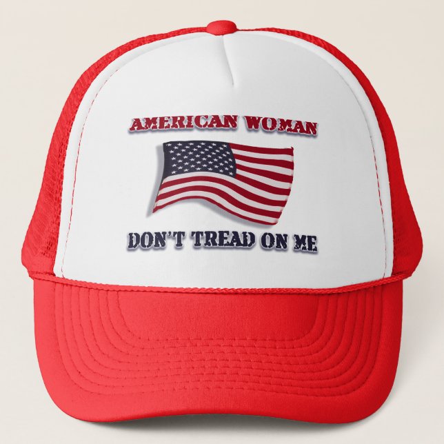 Boné A mulher americana não pisa em mim (Frente)