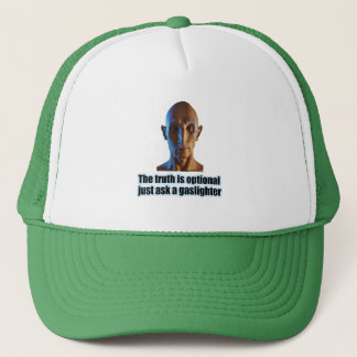 Boné A verdade é que o Trucker Hat é opcional