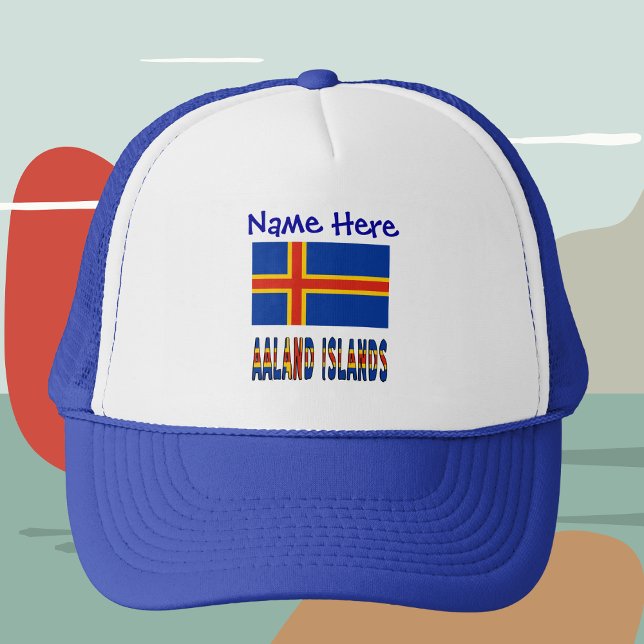 Boné Aaland Islands Ålander Flag Personalização Azul (Personalized trucker hat with the Ålander flag and the words AALAND ISLANDS below.)