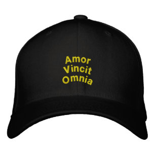 Boné Amor Conquista Tudo: Chapéu Bordado