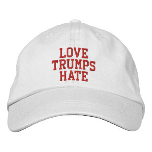 Boné Amor Trumps Hate