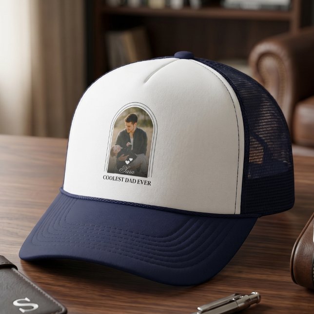 Boné Arco de Foto Personalizada de Bebê para o Dia dos  (Custom Baby Photo Arch Father's Day Coolest Dad Trucker Hat)
