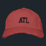 Boné ATL "Atlanta" Monograma Estilo de Vintagem Preto e<br><div class="desc">ATL "Atlanta" Monogramada bordado de preto no estilo de vintagem vermelha, chapéu de algodão angustiado. Faz um presente maravilhoso para quem ama a Atlanta GA! Além disso, se preferir ter seu monograma pessoal, selecione simplesmente o botão "Personalizar este modelo" para inserir suas iniciais de nome. O bordado é personalizável para...</div>