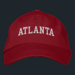 Boné Atlanta White e Red<br><div class="desc">Atlanta bordado branco sobre chapéu de algodão vermelho. Faz um presente maravilhoso para quem ama a Atlanta GA! Se preferir ter o seu texto pessoal, selecione simplesmente o botão "Personalizar este modelo" para introduzir o texto personalizado. O bordado também é personalizável para outras opções de cores selecionando o botão da...</div>