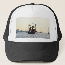 Boné Barco de Pesca Paz e Abundância ao Amanhecer