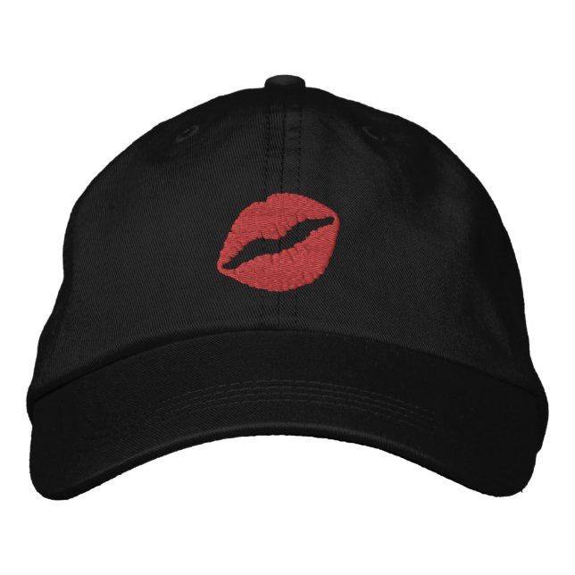 Boné Batom Vermelho Beijo na Cor Preta (Frente)