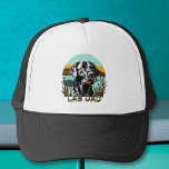 Boné Black Labrador Retriever | Pai de laboratório<br><div class="desc">Pai de laboratório. Laboratório negro de aquarelas de arte AI com um pôr do sol vintage com cores retrorativas e castanho.</div>